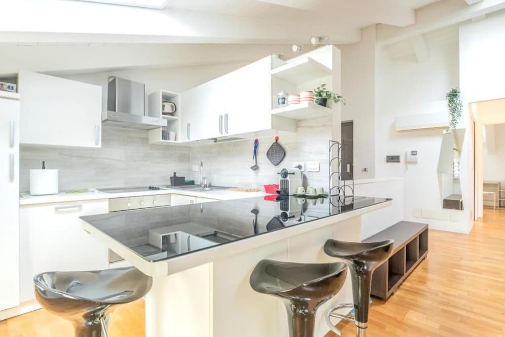 Penthouse Piazza San Giacomo Удине Екстериор снимка